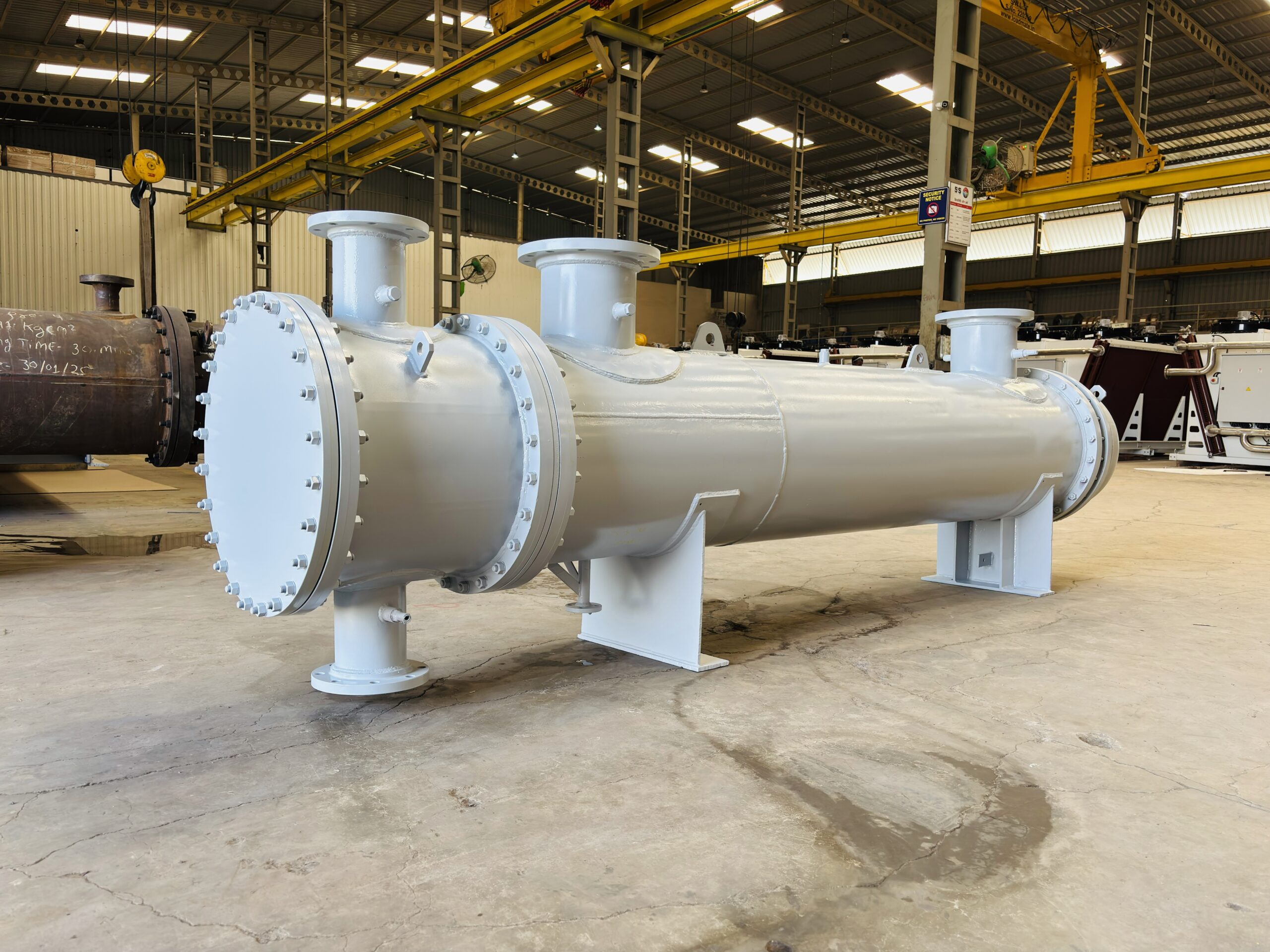 Shell and tube heat exchanger
